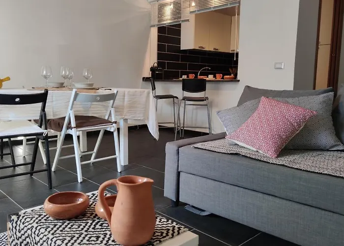 House With Dream Panoramic Terrace In The Heart Of Bosa, 80 Sqm With Bbq And Breathtaking View *